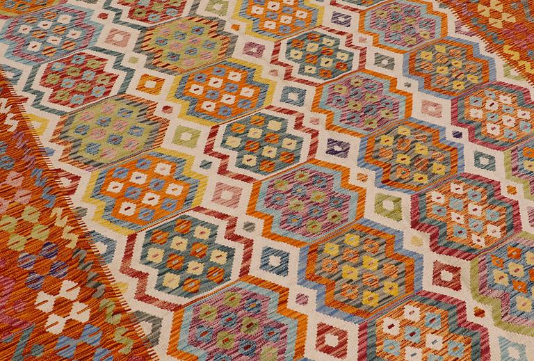 A carpet, kilim, ca 301 x 206 cm.