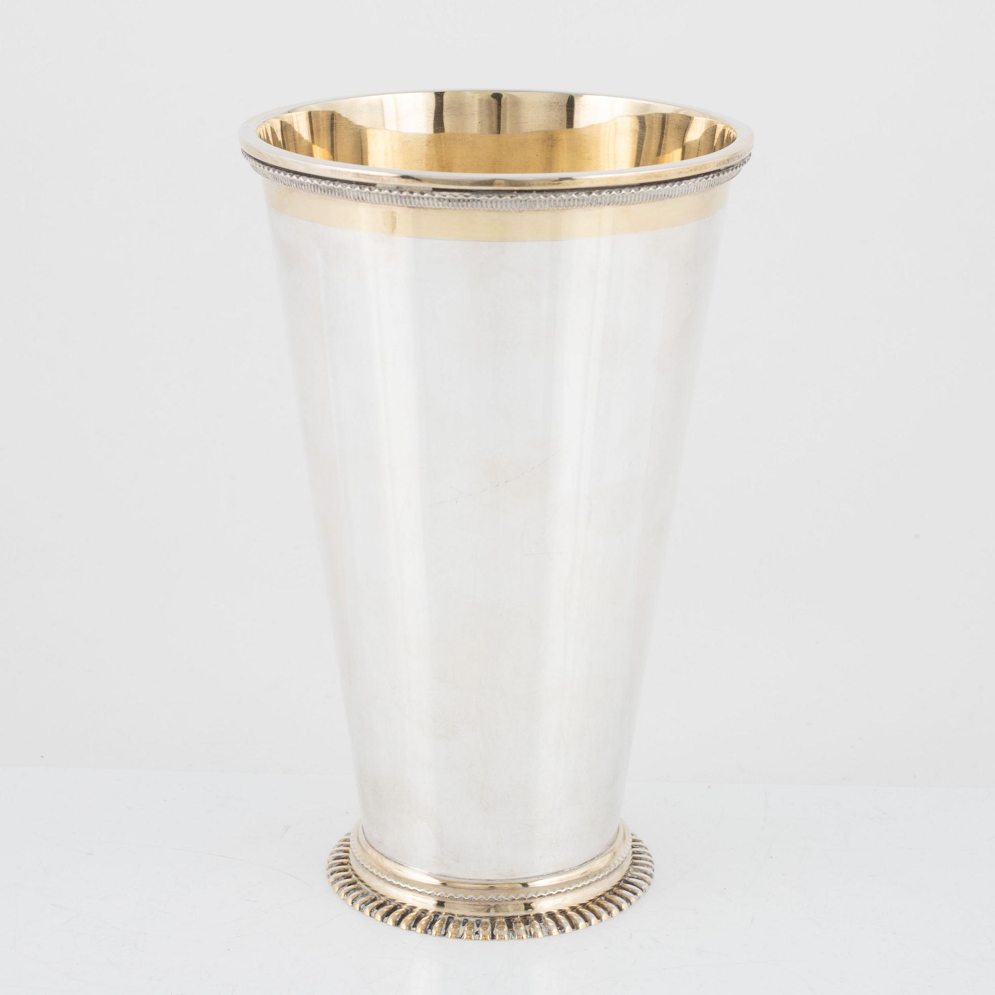 Vas, sterlingsilver, CG Hallberg, Stockholm, 1959.