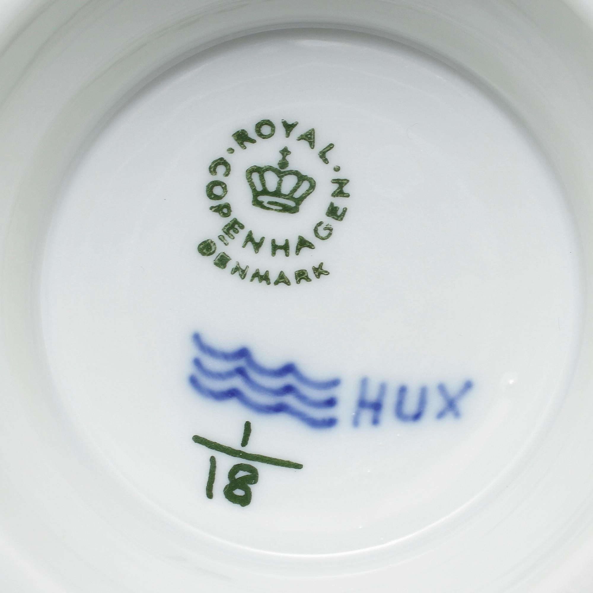 KAFFESERVISDELAR, 20 delar, "Musselmalet", Royal Copenhagen, 1900-tal.