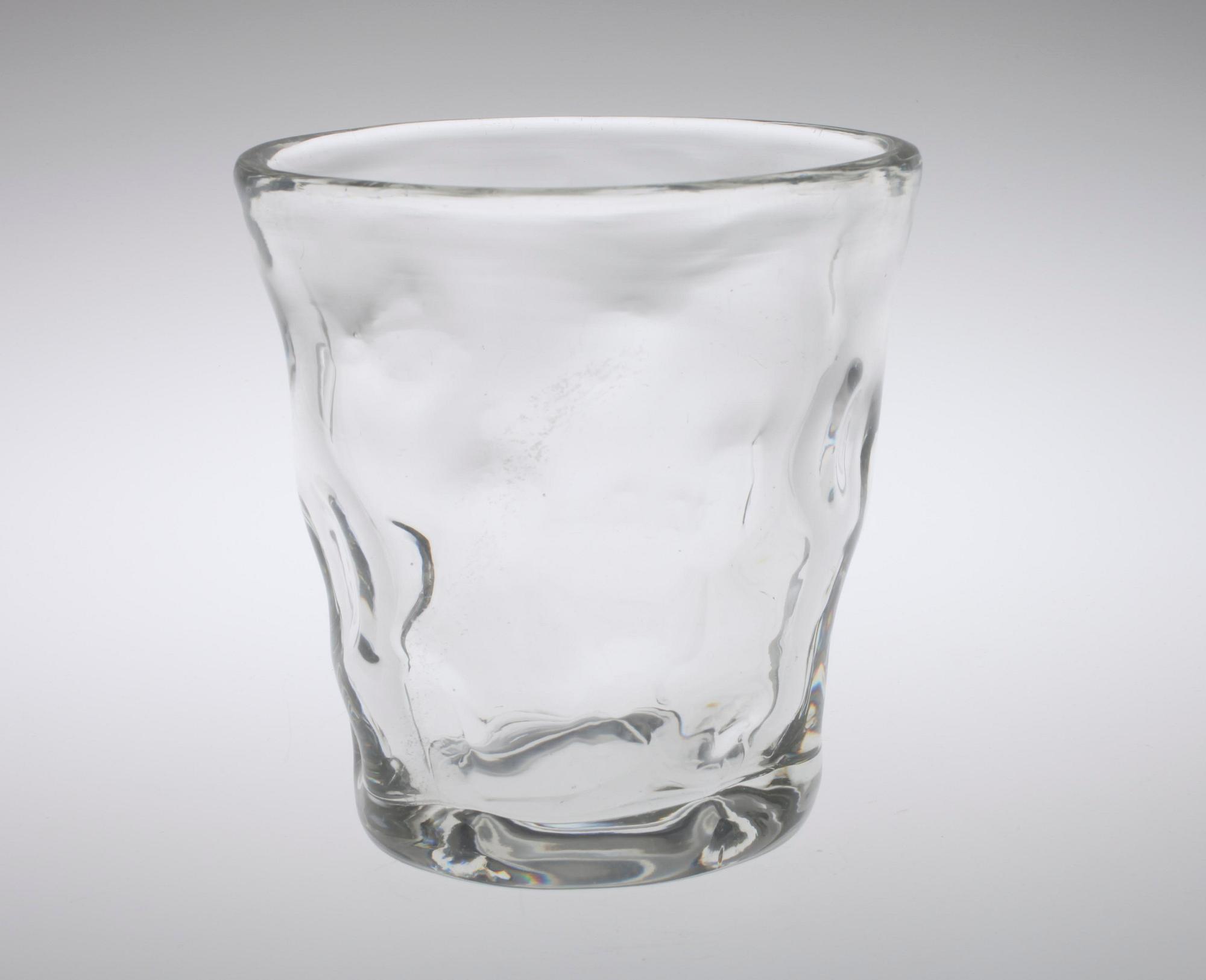 GUNNEL NYMAN (FINLAND), vas, glas. Osign.