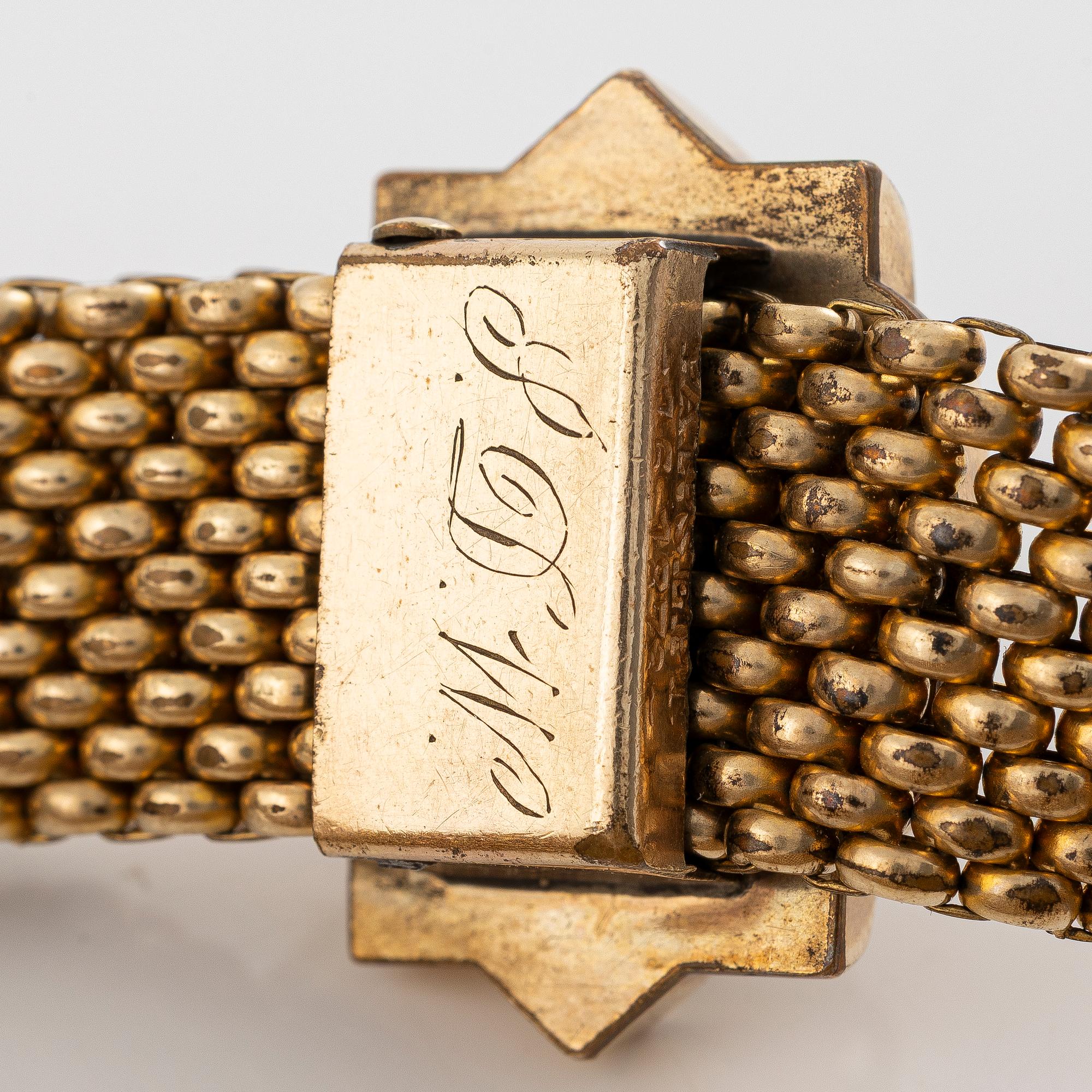 Armband, collier och hängsmycke/brosch, förgyllt möjligen silver, med pärlor 1800-tal.