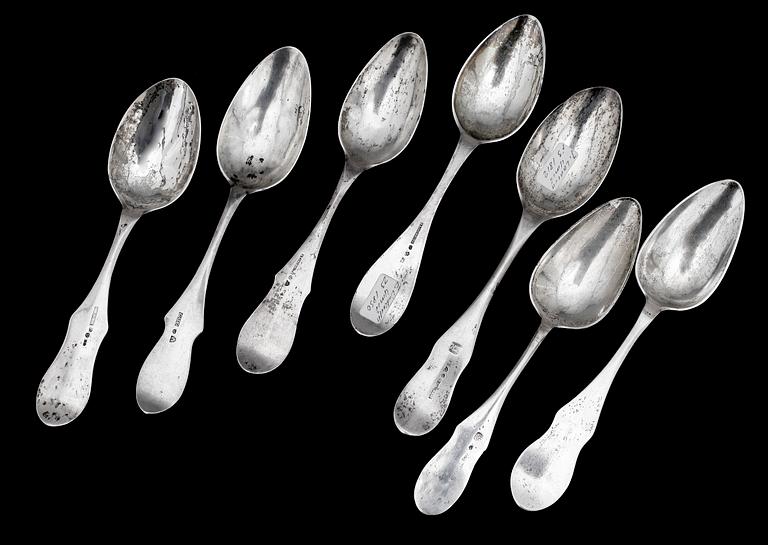 MATSKEDAR, 7 st, silver, bl.a. Umeå 1800-tal. Tot vikt ca 250 gram.