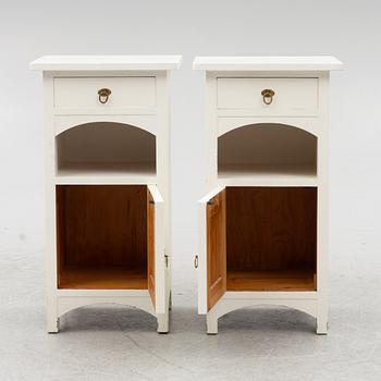 Sängbord, ett par, jugend, tidigt 1900-tal.