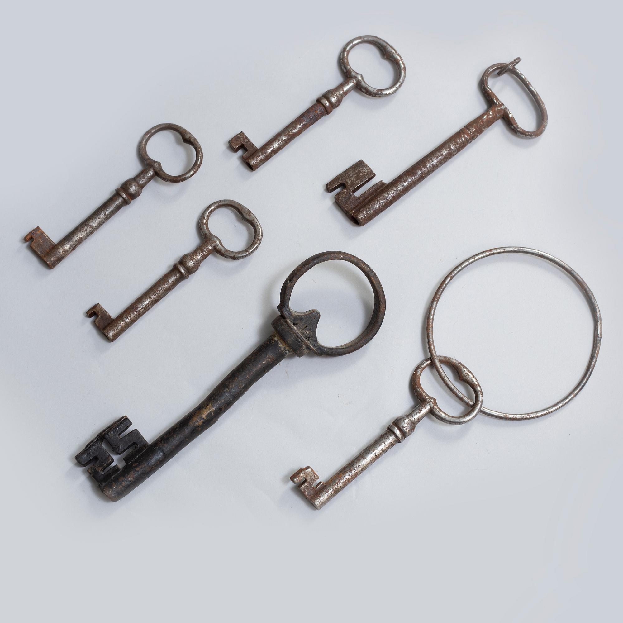 A set of nine cast iron locks, 19th century.