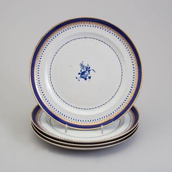 Four blue and white export porcelain plates, Qing dynasty, 19th century.