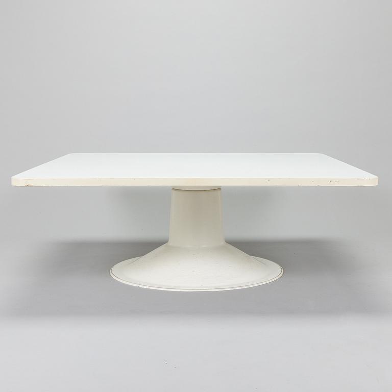Yrjö Kukkapuro, soffbord "Saturnus", Haimi 1980.