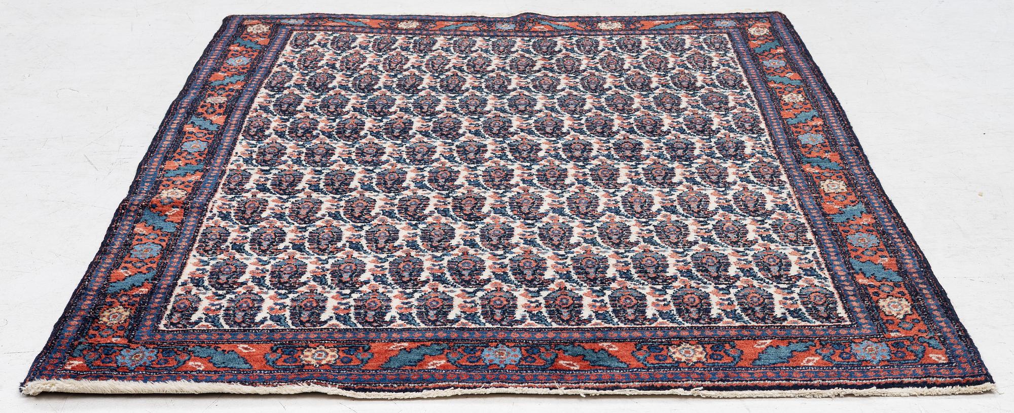 Matta, semiantik Senneh, ca 165 x 120 cm.