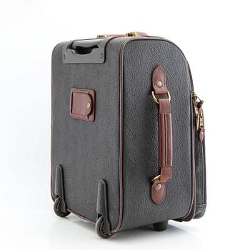 Mulberry, vintage suitcase.