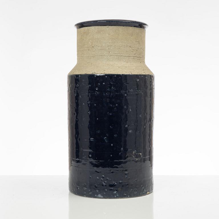 Hertha Bengtsson, vas, stengods, Rörstrand, 1900-talets andra hälft.