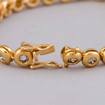 A BRACELET, brilliant cut diamonds, 14K gold.