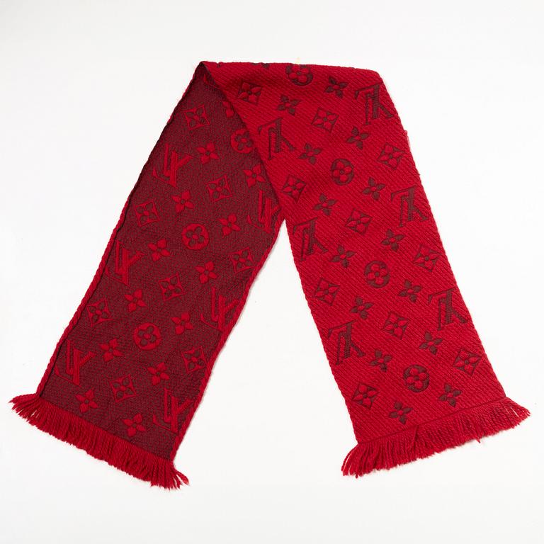 Louis Vuitton, scarf.
