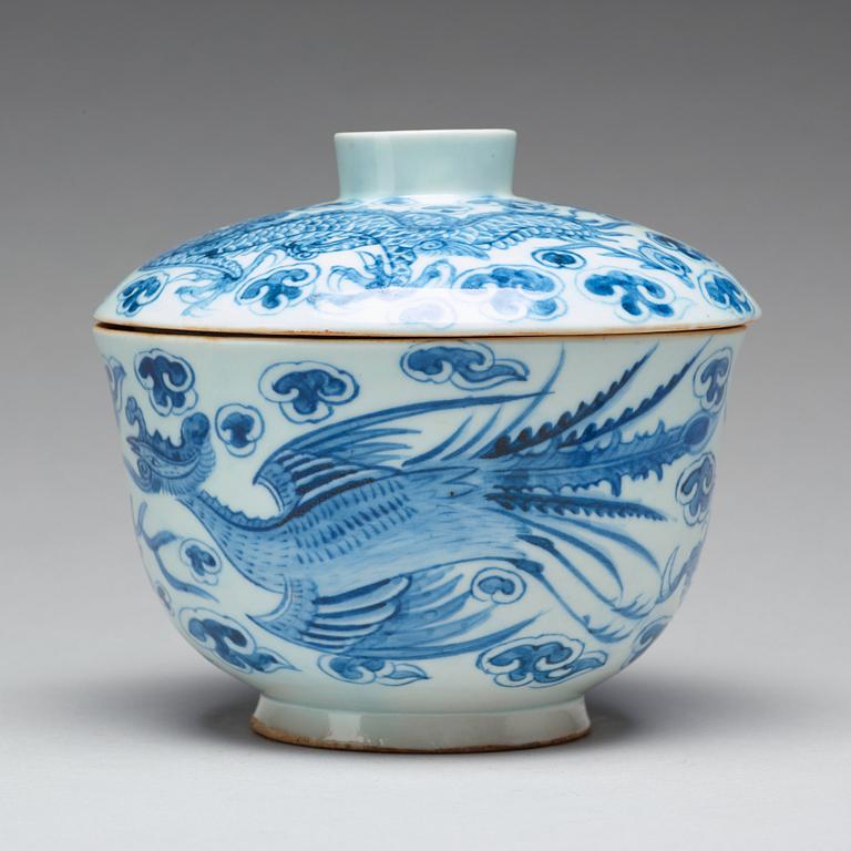 A blue and white bowl with cover, Korea, Choson, 19th century.