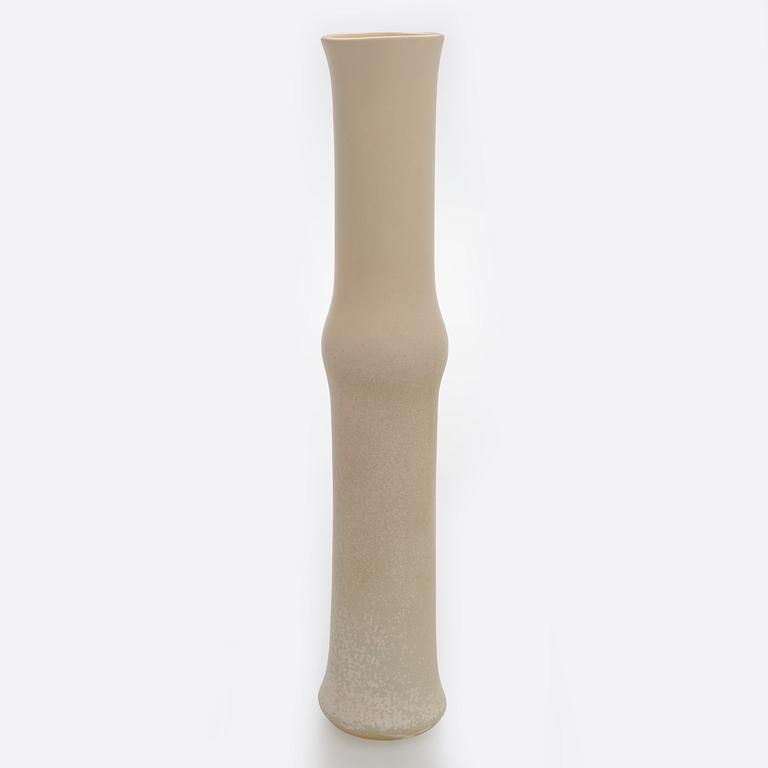 Toini Muona, vase, stoneware signed TM. Arabia ca 1945-1954.