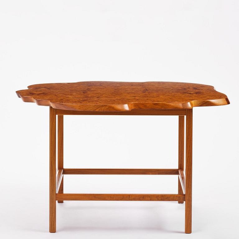 Josef Frank, soffbord, modell 1057, Firma Svenskt Tenn, efter 1985.
