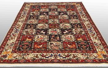 A CARPET, Figural Baktiari, ca 306 x 210 cm.