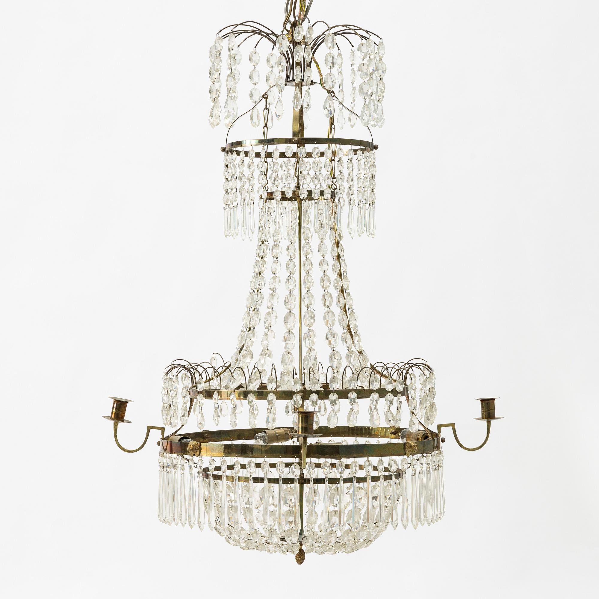 Chandelier, circa 1900, Gustavian style.