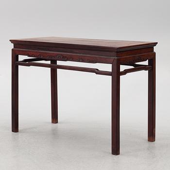 Bord, hardwood, Kina, sen Qingdynsti/tidigt 1900-tal.