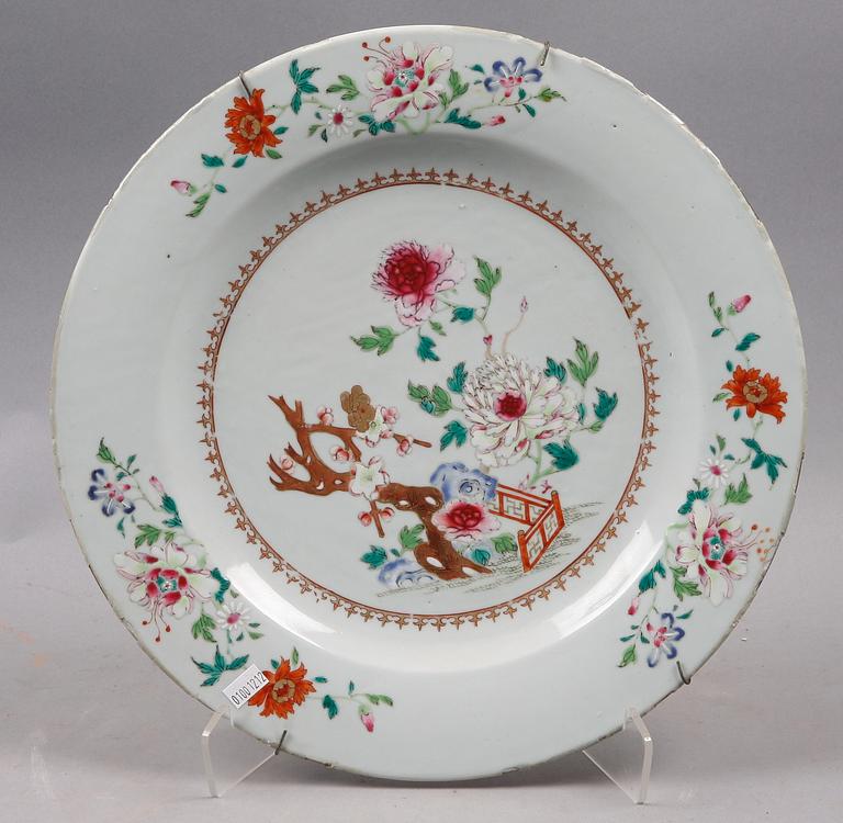 FAT, porslin. Kina, 1700-tal.