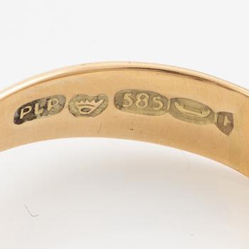 A 14K gold ring with smoaky quartzes. Alppikulta, Helsinki.