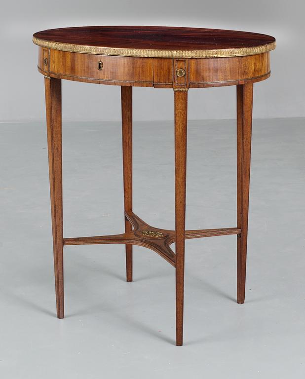 BORD. Sengustavianskt, 1700-talets slut.