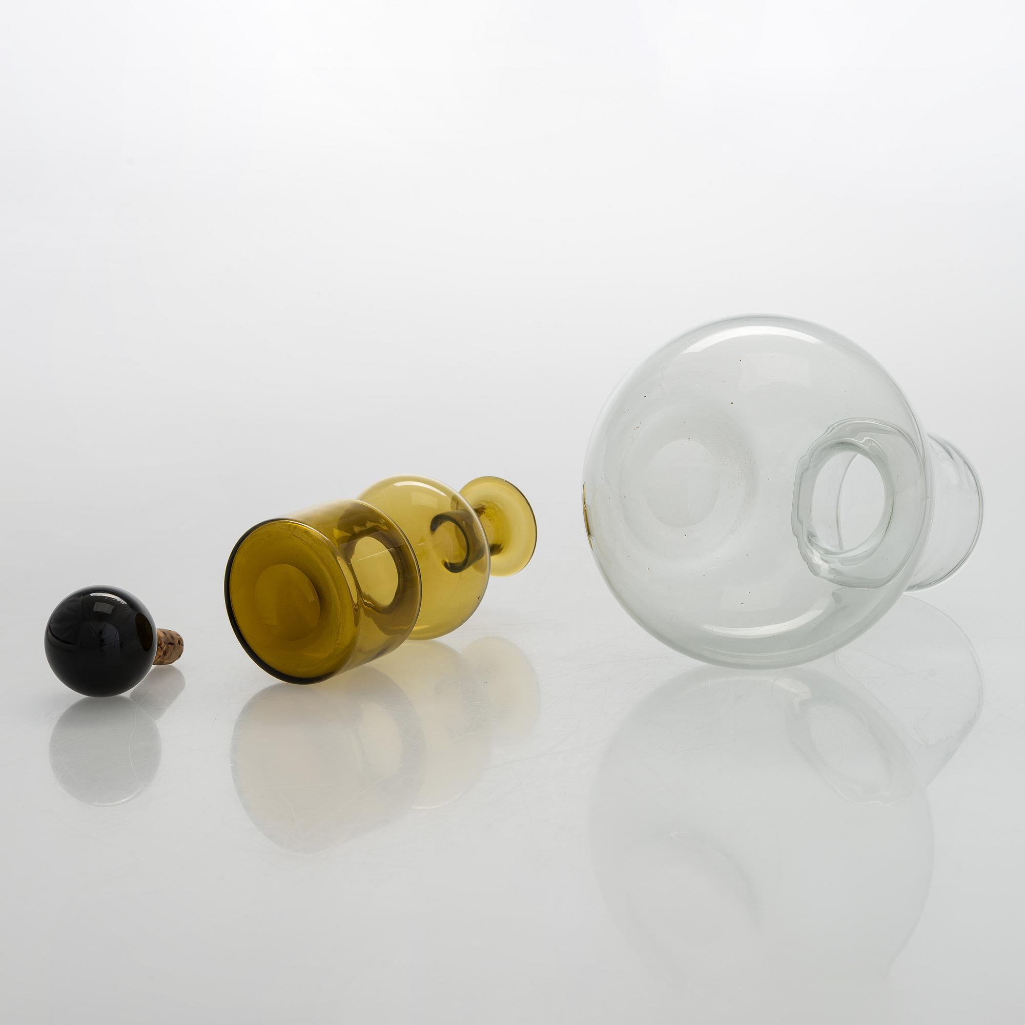 Kaj Franck, a decanter, KF 501  'The Bells of Kremlin', signed K. Franck, Nuutajärvi, Notsjö -61.