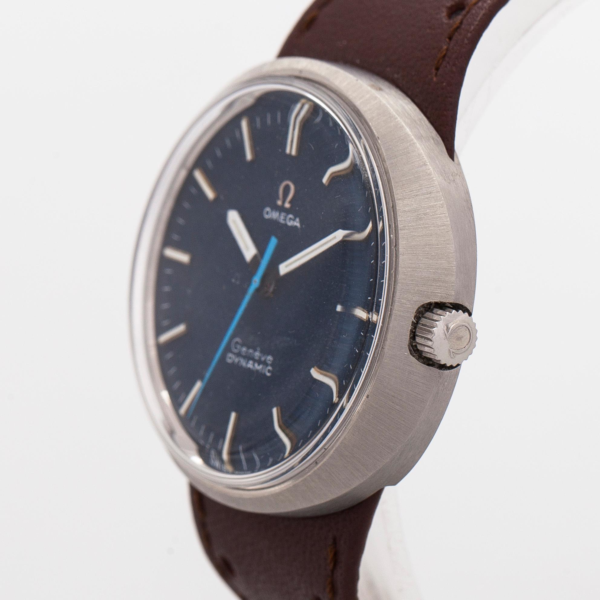 Omega, Geneva, Dynamic, wristwatch, 41 x 36 mm.