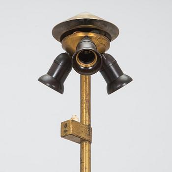 Aino Aalto, golvlampa, modell 806A tillverkare Oy Taito Ab. 1940-tal.