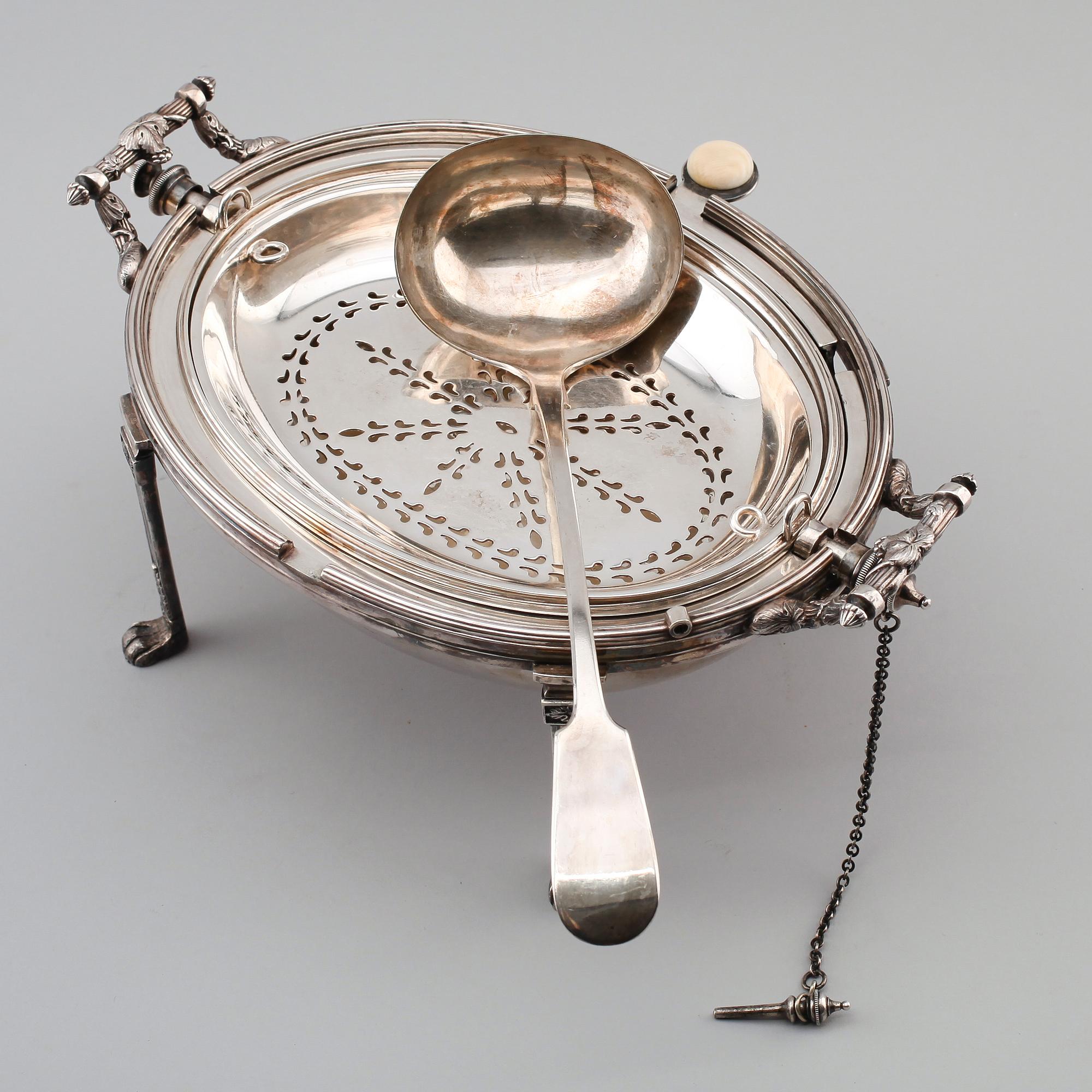 VÄRMEKAROTT, pläter, regencystil, England, 1800-talet andra hälft.