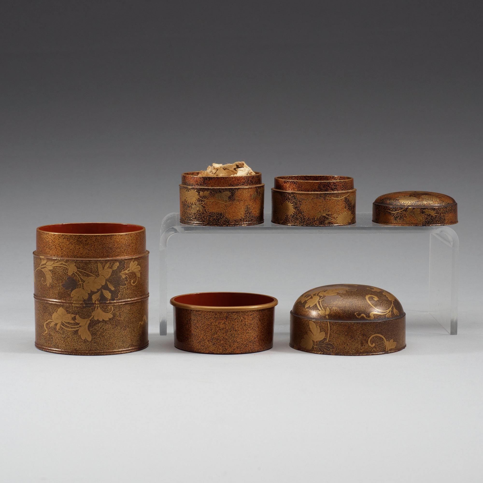 ASKAR, tre stycken, lack. Japan, Meiji (1868-1912).