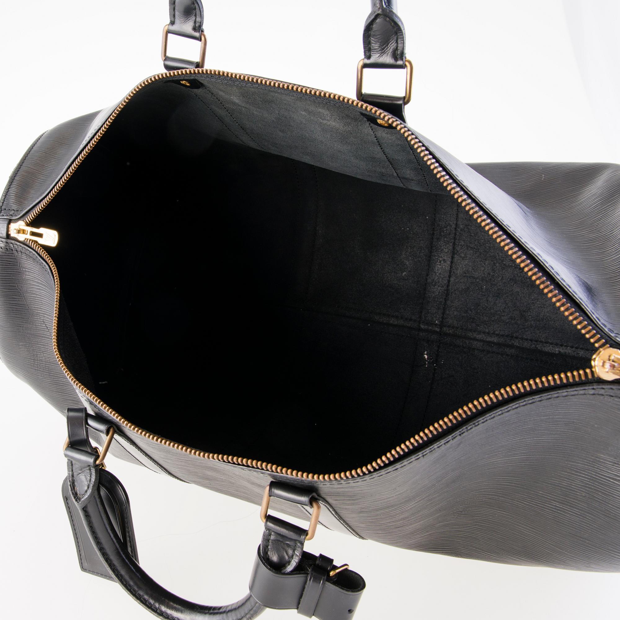 LOUIS VUITTON BLACK EPI LEATHER KEEPALL 50 TRAVEL BAG.