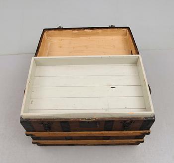 KOFFERT, tidigt 1900-tal.