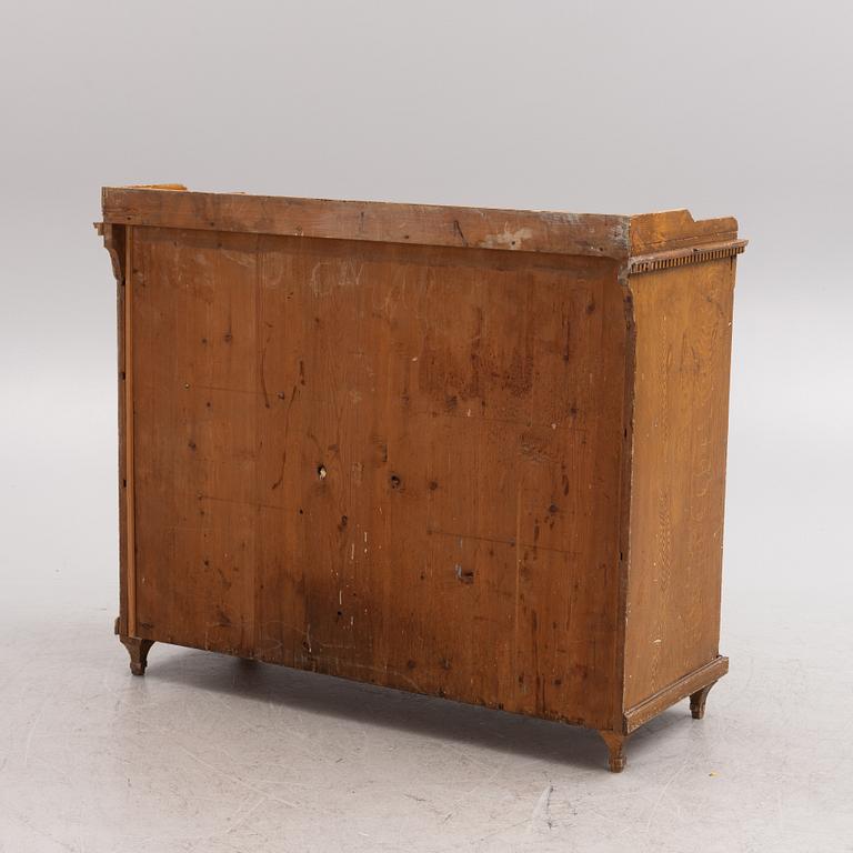 A late Gustavian dining cupboard, circa 1800.