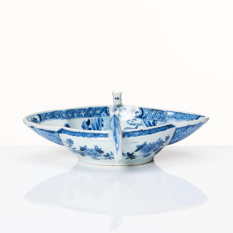 A blue and white sauce boat, Qing dynasty, 18th Century.