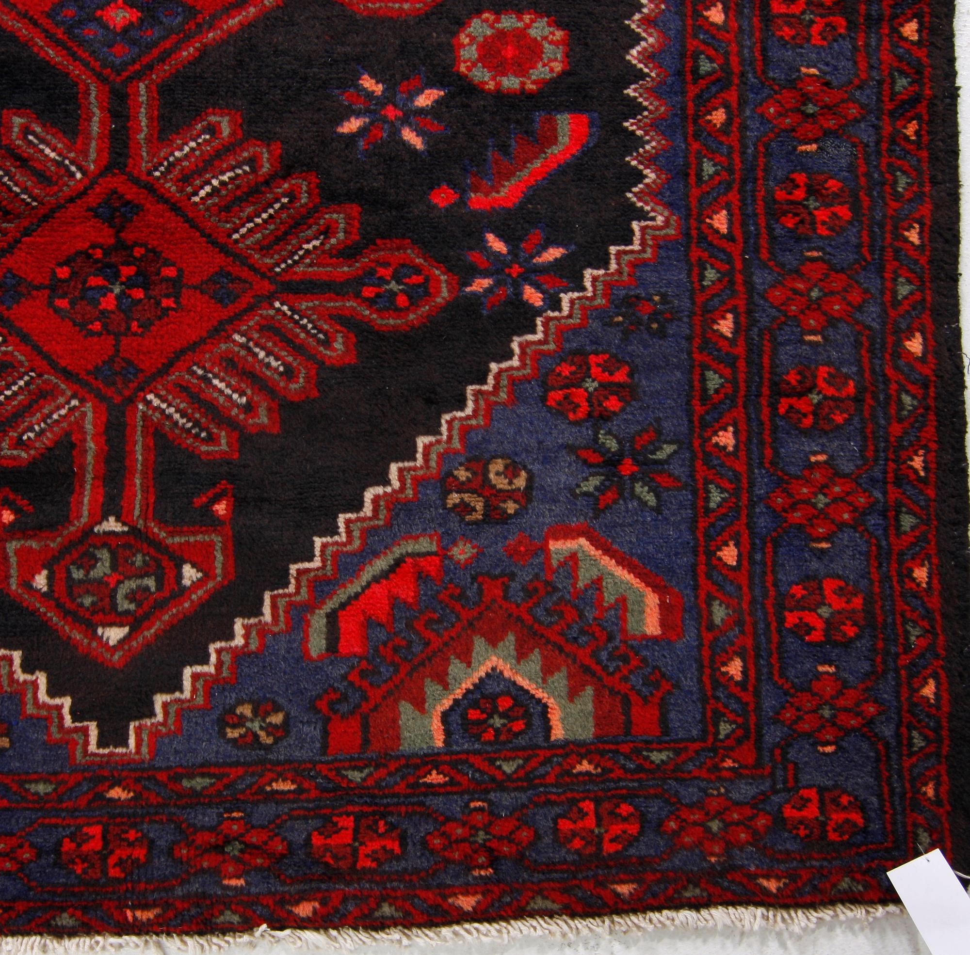 MATTA, Mazleghan, ca 295 x 105.