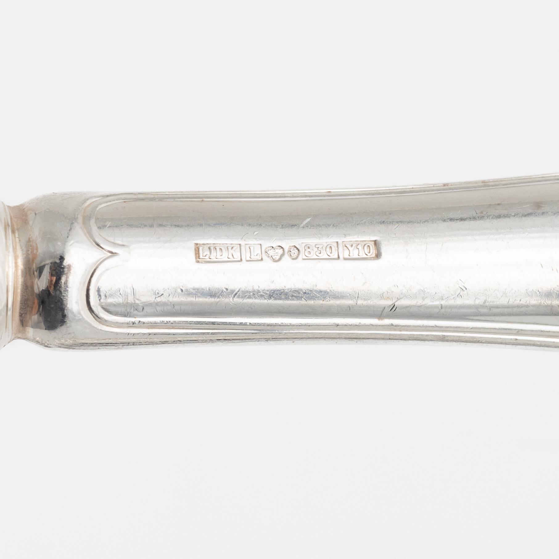 Bestickuppsättning, 138 delar, silver, modell "Gammal Fransk", mestadels Lidköpings Matsilver Ab, Lidköping, bl a 2003.