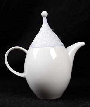 KAFFEKANNOR, 2st porslin. Björn Wiinblad, Rosenthal.