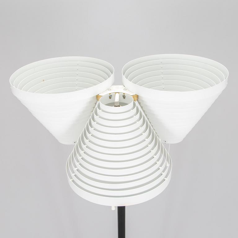 Alvar Aalto, a late 20th century 'A809' floorlamp for Valaisinpaja.