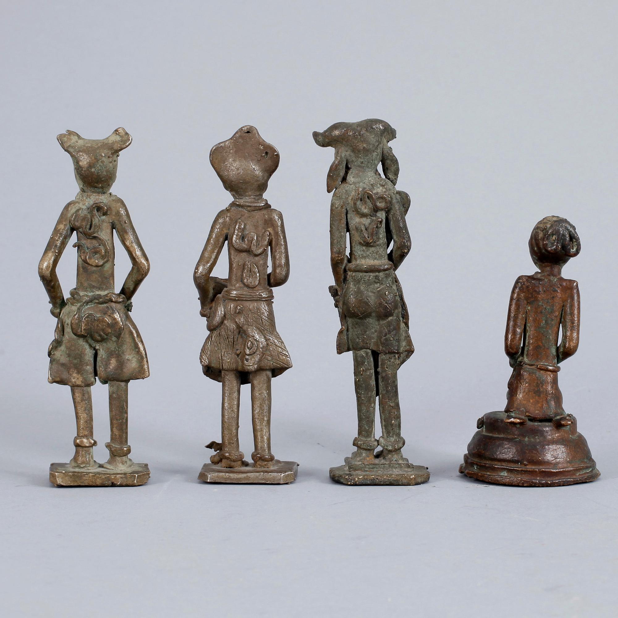 FIGURINER, 4 st, mässing, troligen Västafrika, 1900-talets första hälft.