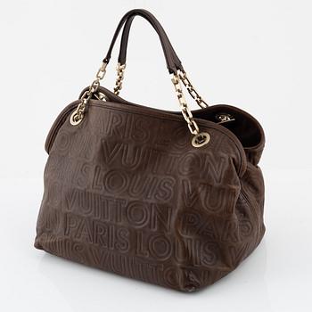 Louis Vuitton, a ' Paris Souple Whisper' embossed leather, 2008. - Bukowskis