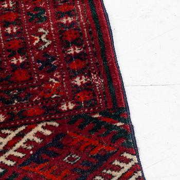 A semi-antique rug, Tekke, ca. 162 x 112 cm.