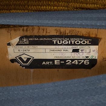 Fåtöljer, ett par, modell E-2476 Tugitool  1970-tal.