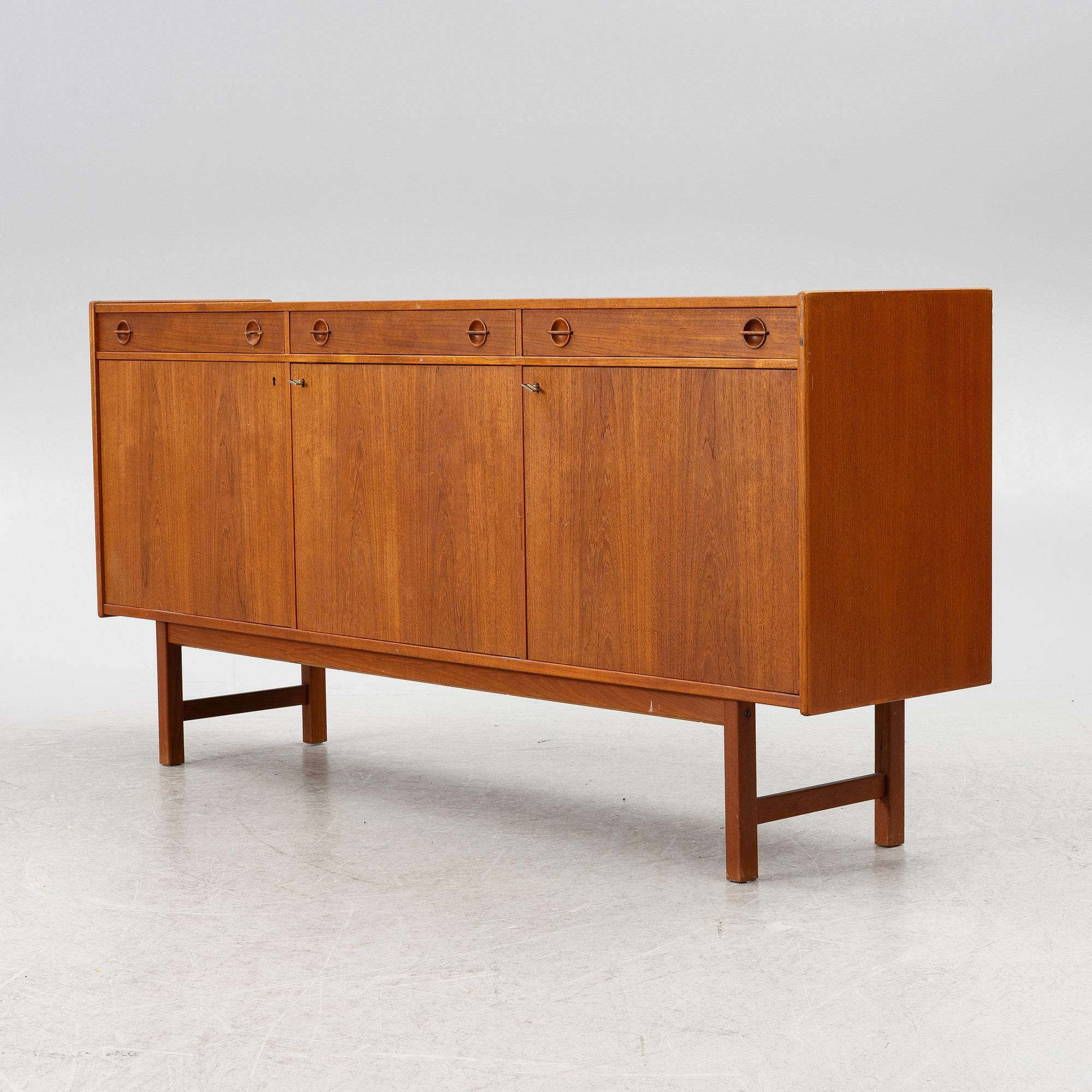 A 1960s sideboard.