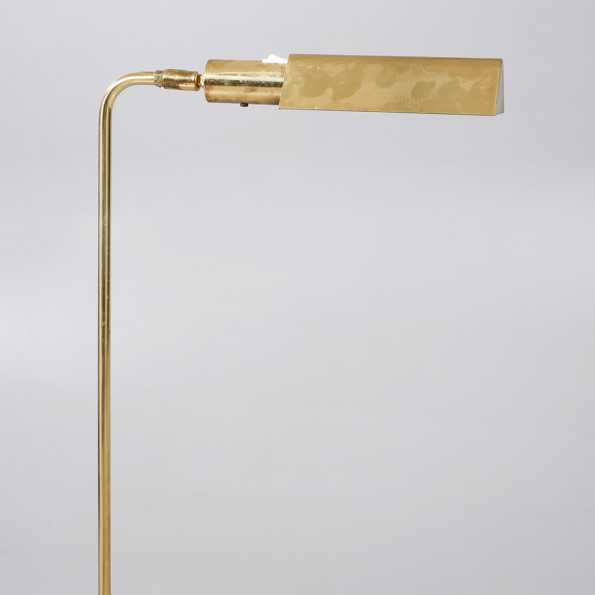 GOLVLAMPA, Öia, 1900-talets andra hälft.