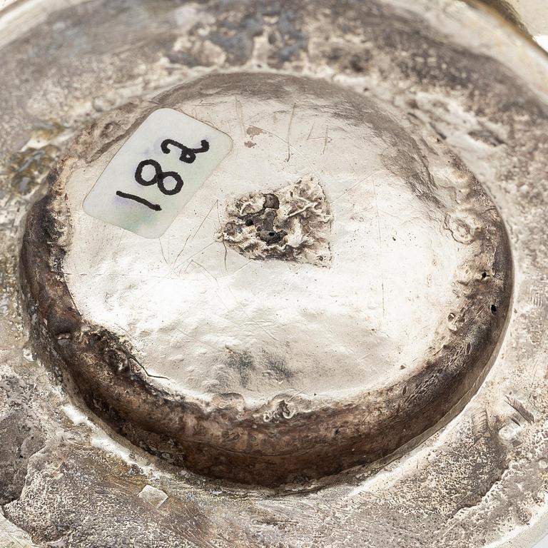 Kåsa, delvis förgyllt silver, Ryssland, tidigt 1600-tal. Renässans.