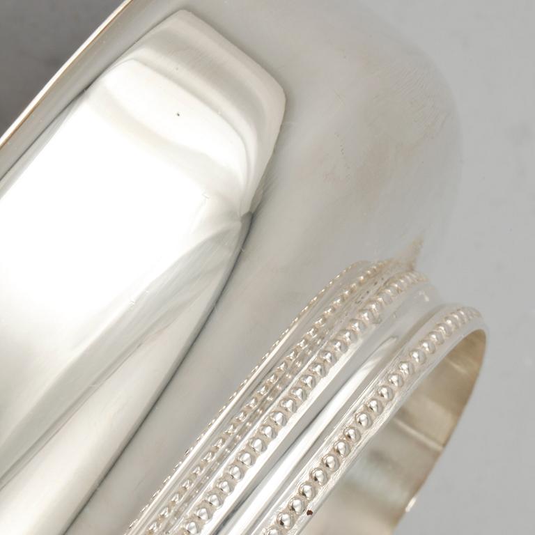 SKÅL, silver, Vera Ferngren, GAB, 1967, vikt 534 gram.