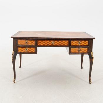 Desk with armchair Louis XV style first half of the 20th century.