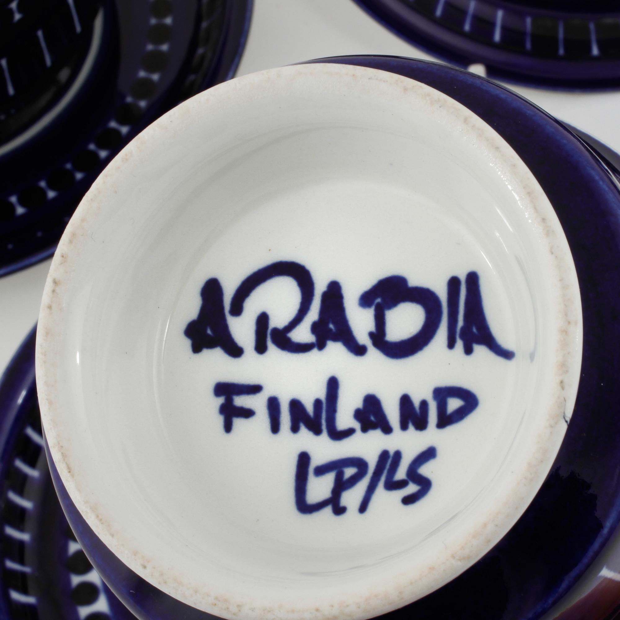 KOPPAR MED FAT, 4 st, "Valencia", Ulla Procopé, Arabia, 1900-talets andra hälft.