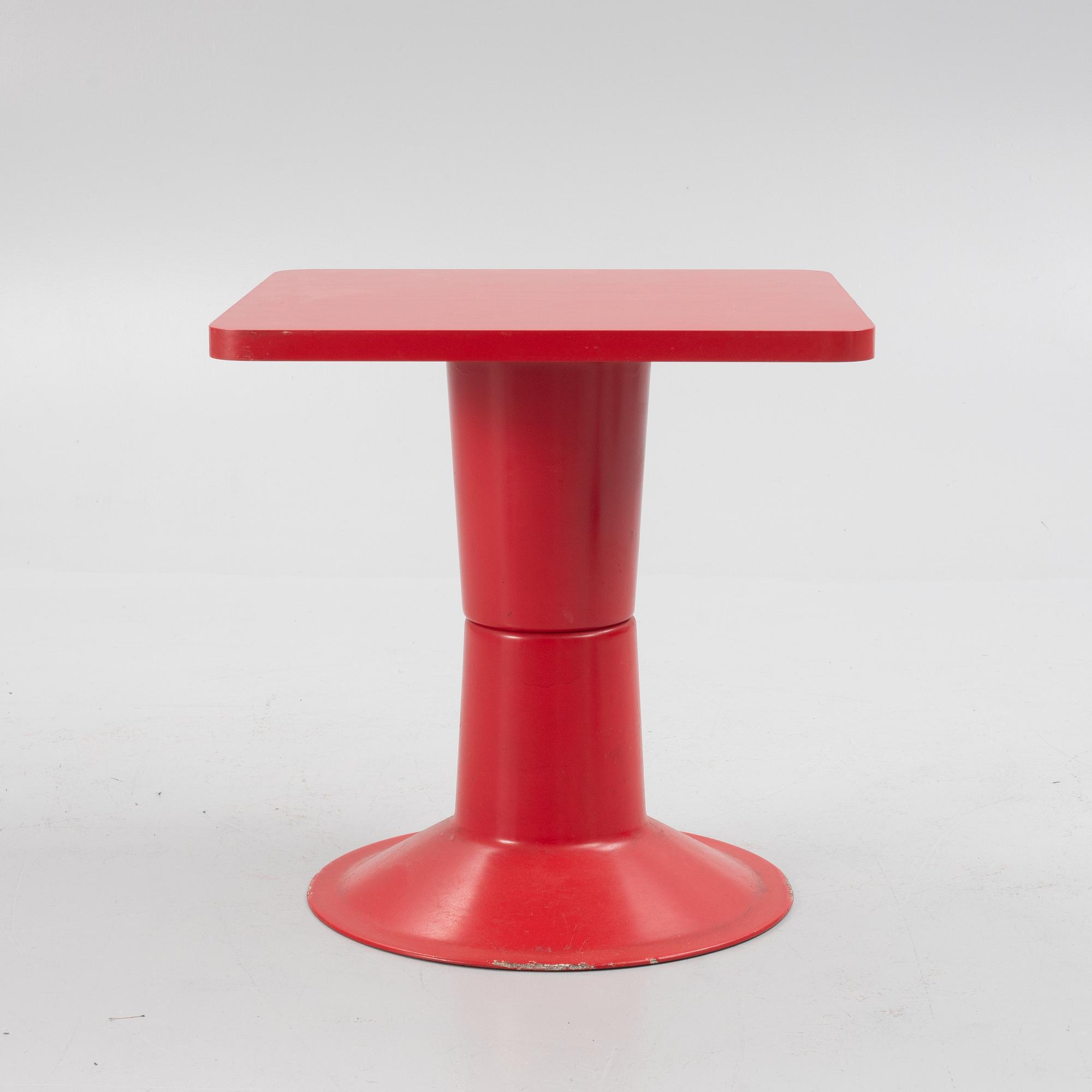 Yrjö Kukkapuro, a "Saturnus" table and two chairs, Haimi, Finland, 1970's.