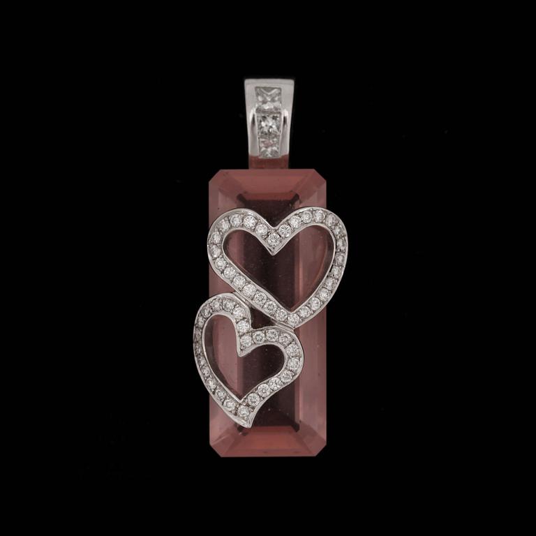A step cut rose quartz pendant, 11.3 cts, with brilliant cut diamonds, tot. 0.13 ct.