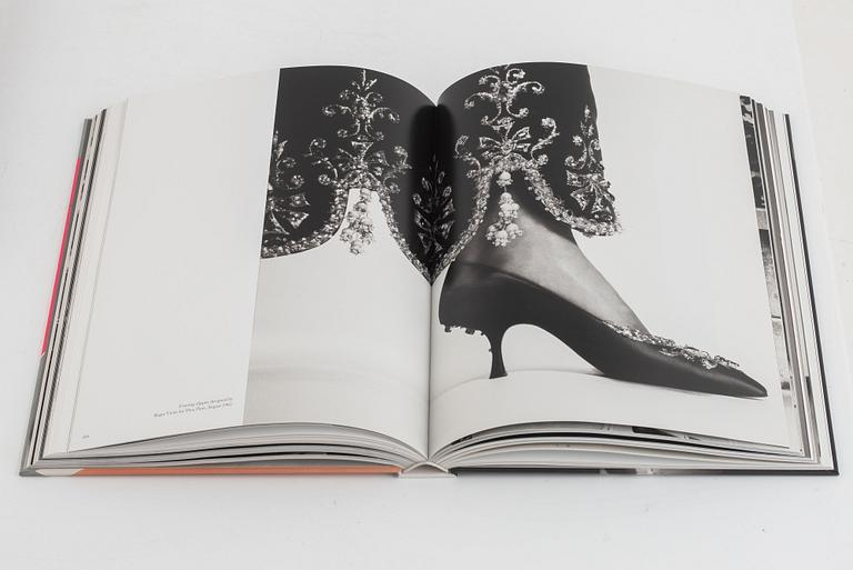 Richard Avedon, photo books, three volumes.